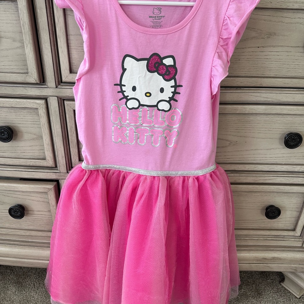 Hello Kitty Pink Graphic Tee